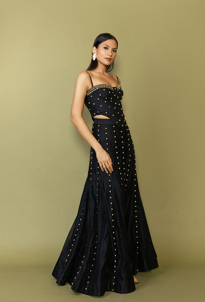 STUDDE CORSET WITH SHARARA