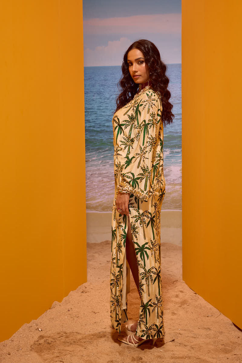 LE PALM EMBELLISHED HIGH SLIT KURTI WITH EMBELLLISHED YOKE