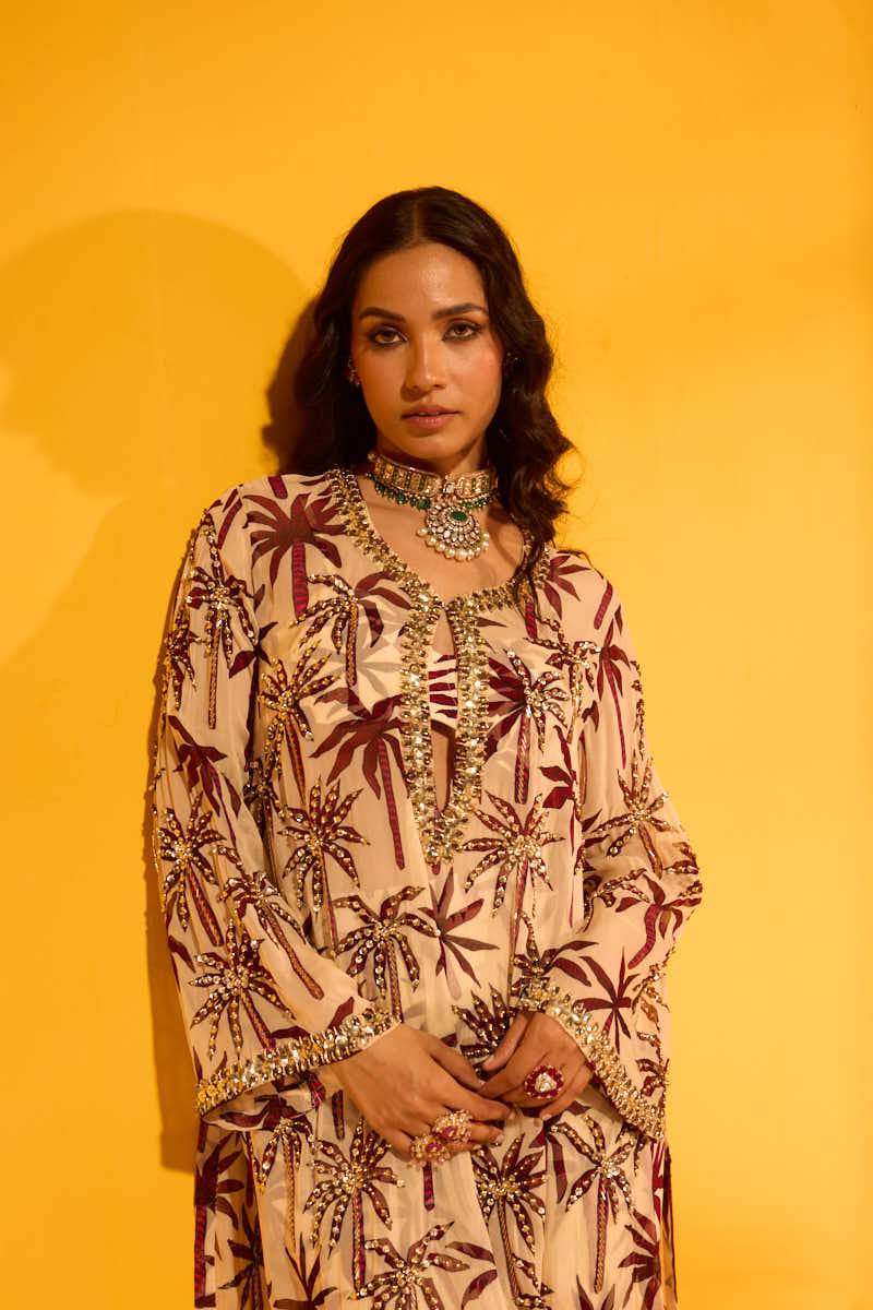 LE PALM LOOP KURTI WITH PANT AND BUSTIER